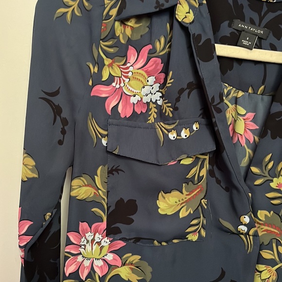 Ann taylor blouse - Picture 3 of 4